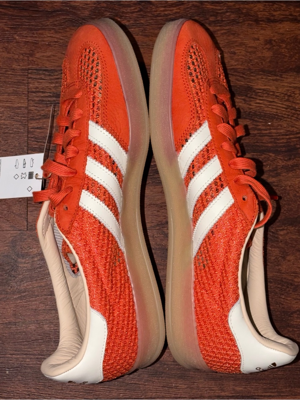 Adidas size 10.5 - Picture 9 of 13